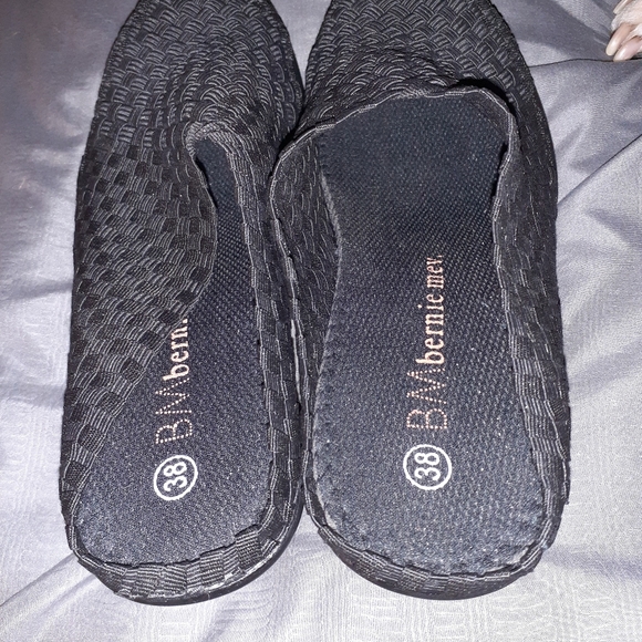 BM Bernie mev slip ons - Picture 4 of 6